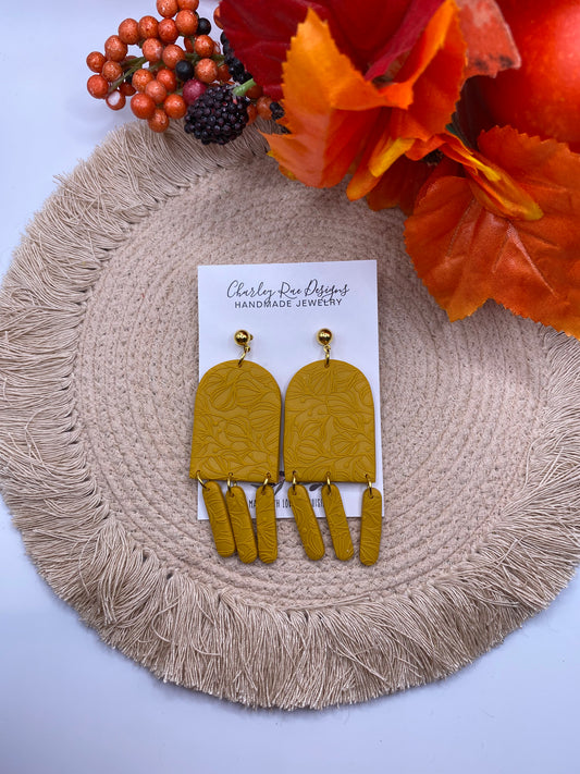 Clay tassels-Mustard