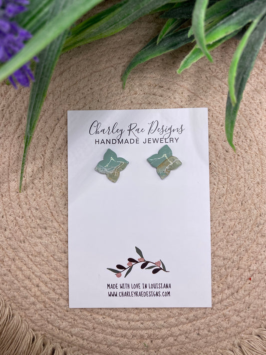 Dreamy sage studs